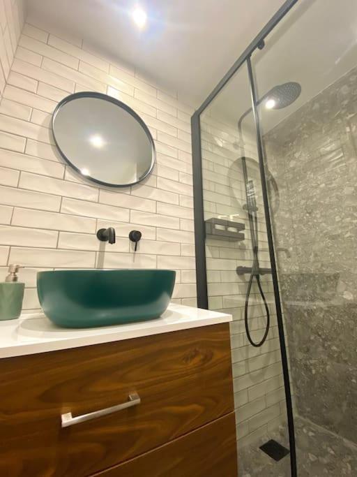 Piraeus Apartment For Rent Luaran gambar